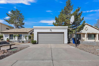 2013 LAKEWOOD Avenue NW, Albuquerque