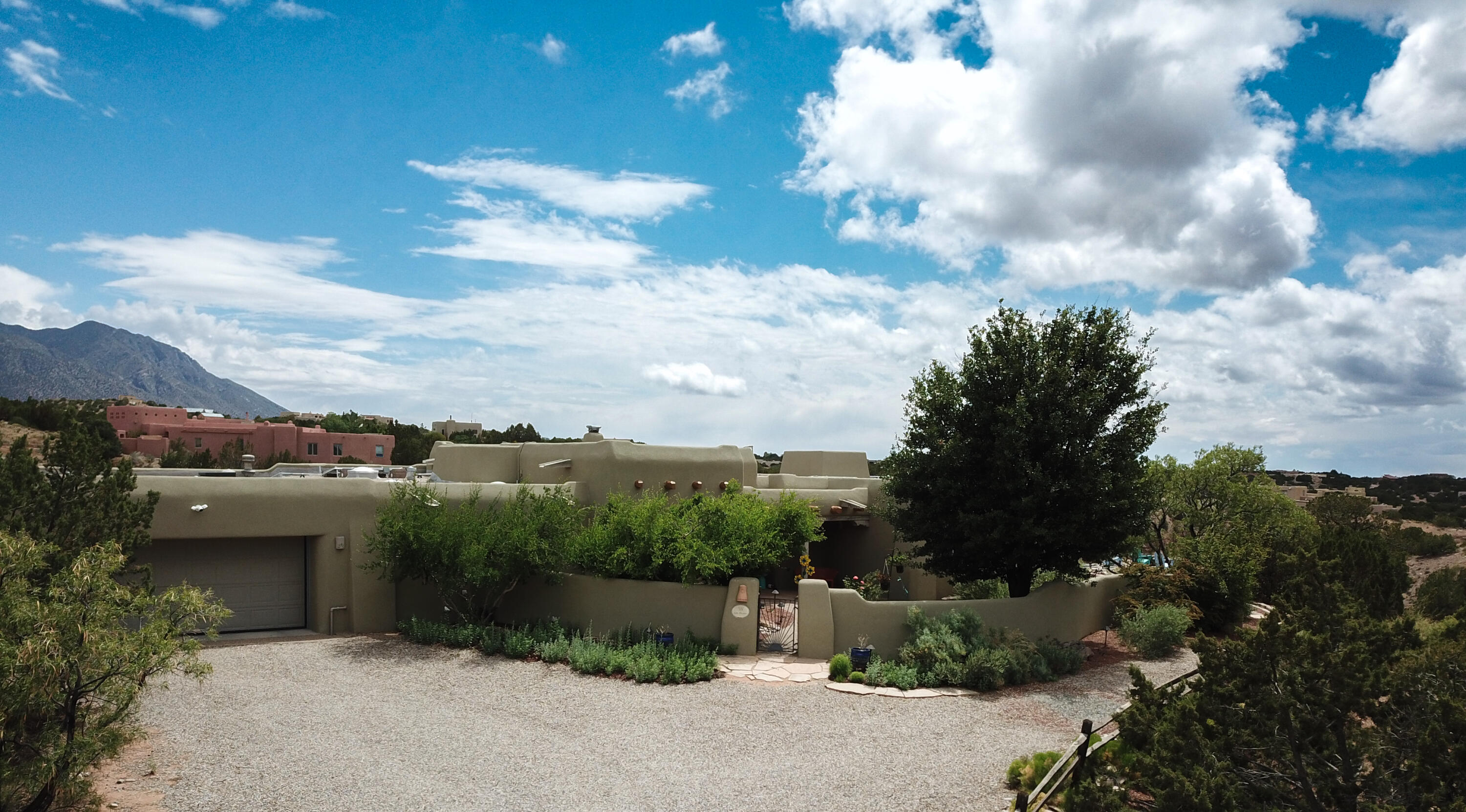 38 CALLE CHAMISA - Main Image