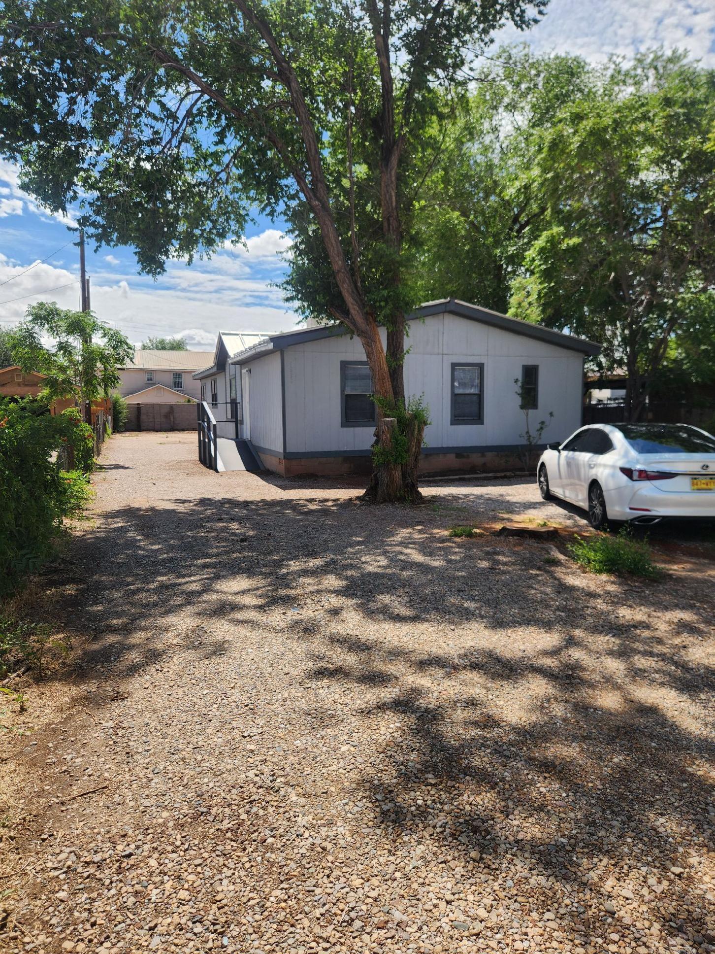 1630 Evergreen Drive SW - Main Image