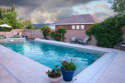 8615 HILLSHIRE Place NW, Albuquerque