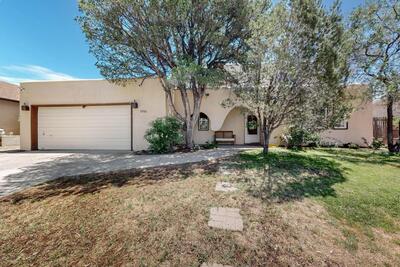 3904 GENERAL BRADLEY Street NE, Albuquerque