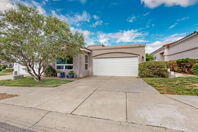 6205 Peachtree Place NE, Albuquerque