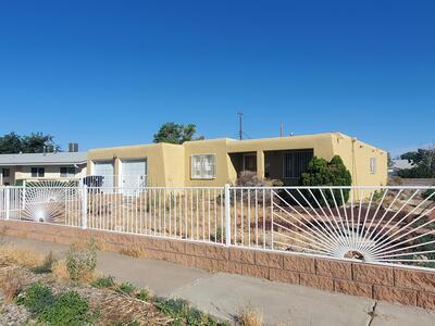 645 JANE Street NE, Albuquerque