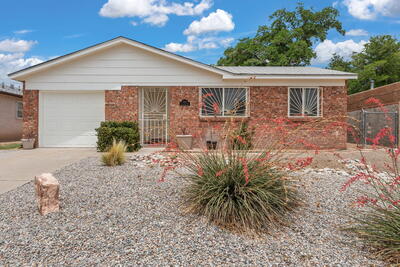 5919 LUCCA Avenue SW, Albuquerque