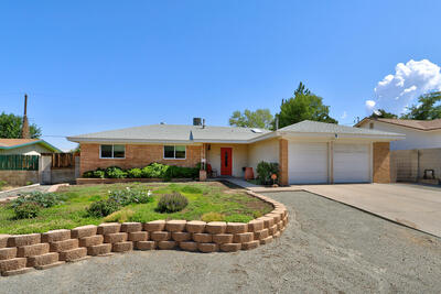 9505 DONA ROWENA Avenue NE, Albuquerque