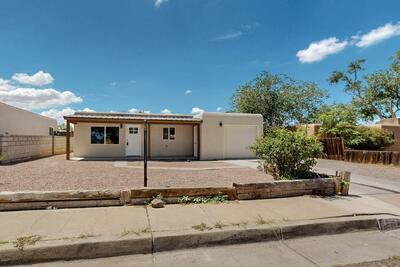 5512 Arvilla Avenue NE, Albuquerque