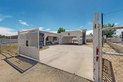 3800 PHILLIPS Drive SW, Albuquerque