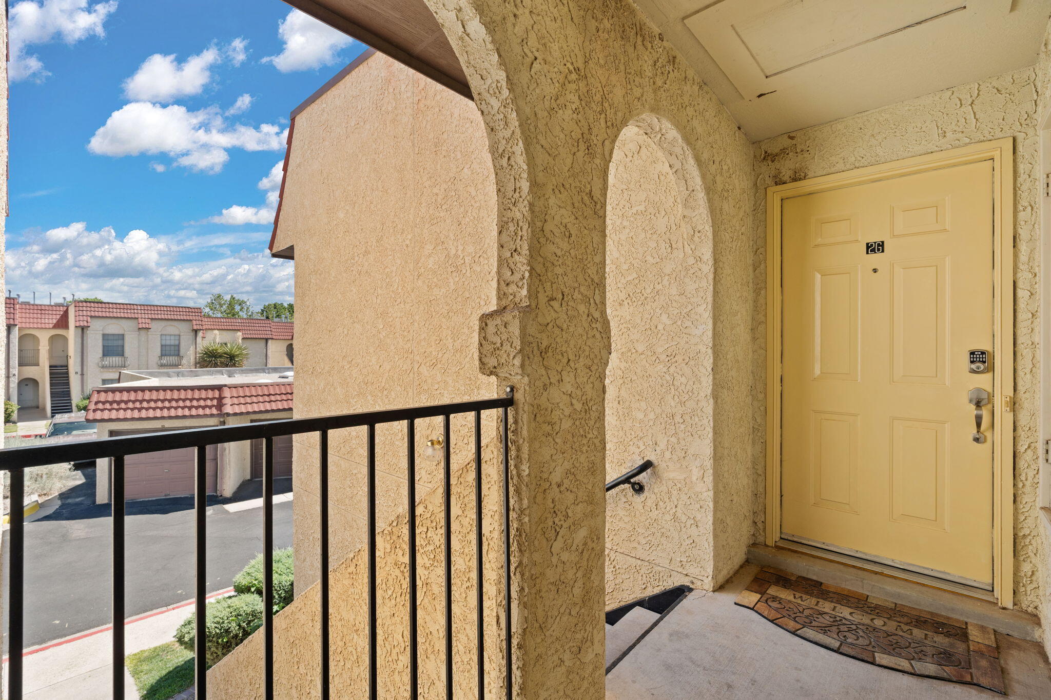 805 COUNTRY CLUB Drive SE G2 - Main Image