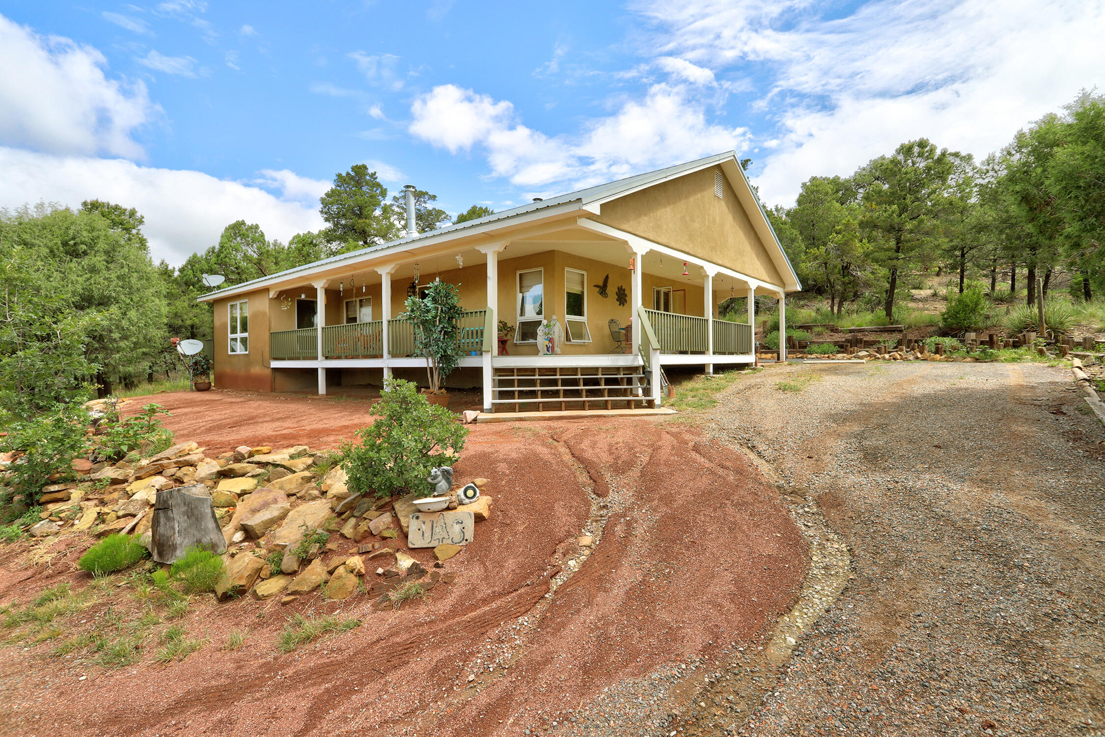 109 CAROLINO CANYON Road - Main Image