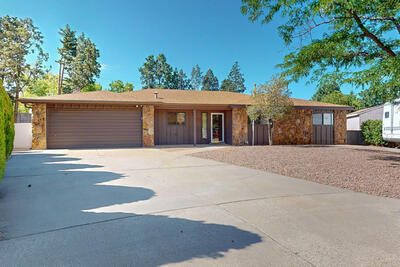 1600 Zena Lona Street NE, Albuquerque