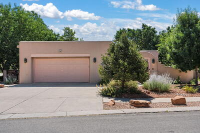2308 VIA MADRID Drive NW, Albuquerque 