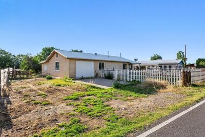1237 GABALDON Road, Belen