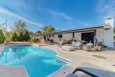 4320 BLUMENSHINE Circle SW, Albuquerque 
