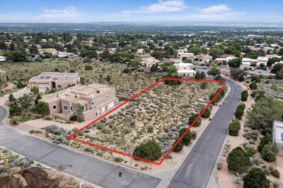 4915 Cresta Del Sur Court NE, Albuquerque 