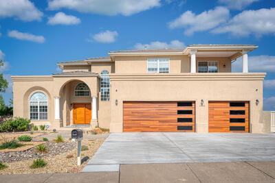 1605 VALDEZ Drive NE, Albuquerque