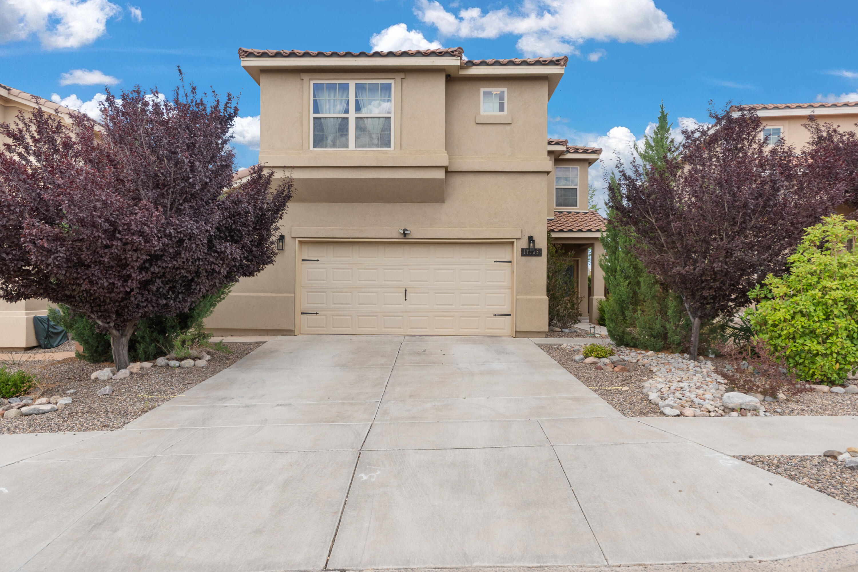11805 NATIVE DANCER Road SE - Main Image