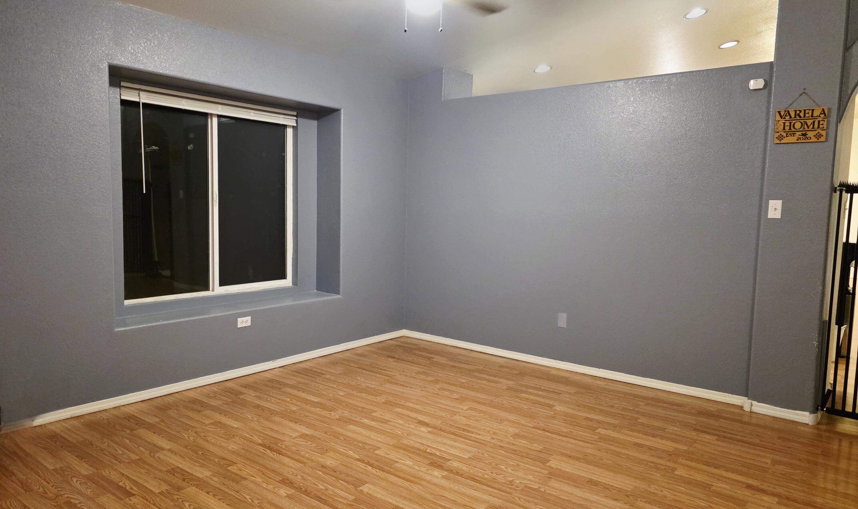 509 SUNNY MEADOWS Drive NE - Main Image