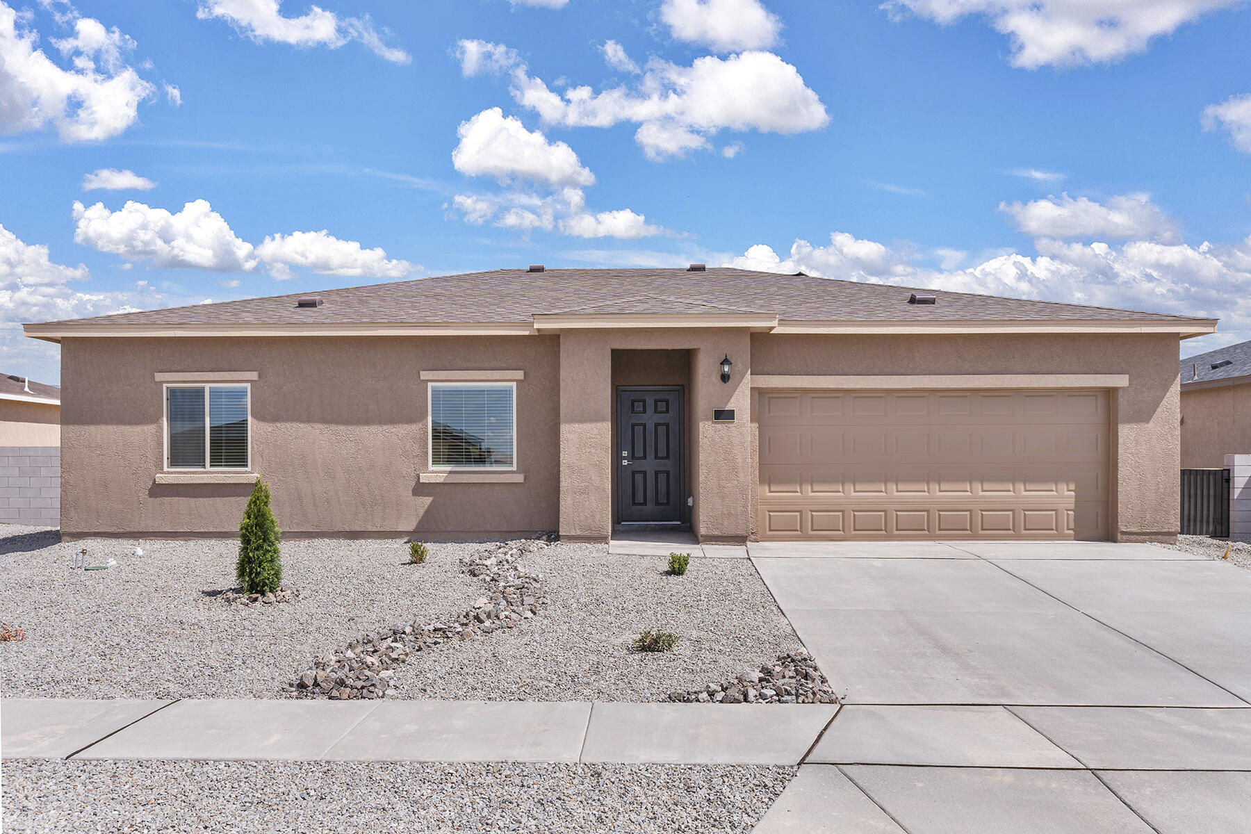 2513 Calle del los Claveles - Main Image
