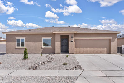 2513 Calle del los Claveles, Belen