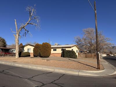 1400 DOROTHY Street NE, Albuquerque 