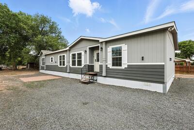 13 CARLITOS Lane, Los Lunas 