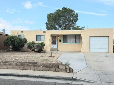 6208 ZIMMERMAN Avenue NE, Albuquerque