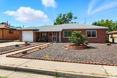 5906 HANNETT Avenue NE, Albuquerque