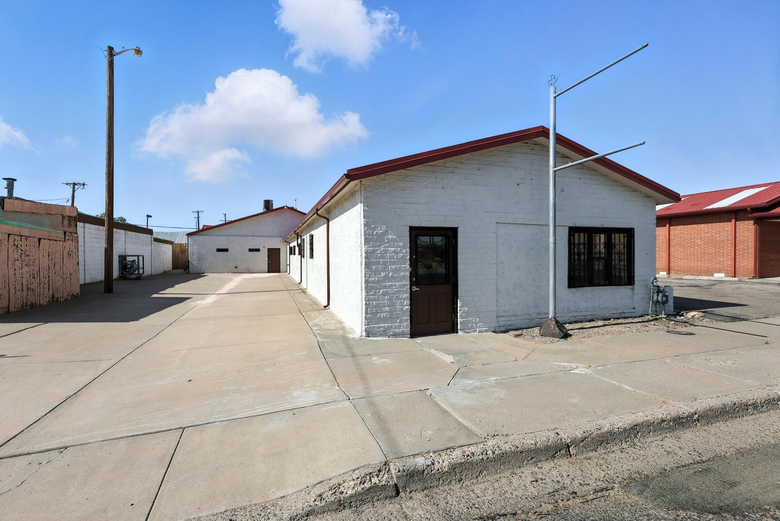 837 Castillo Avenue - Main Image
