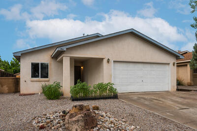 704 SANTA FE MEADOWS Drive NE, Rio Rancho