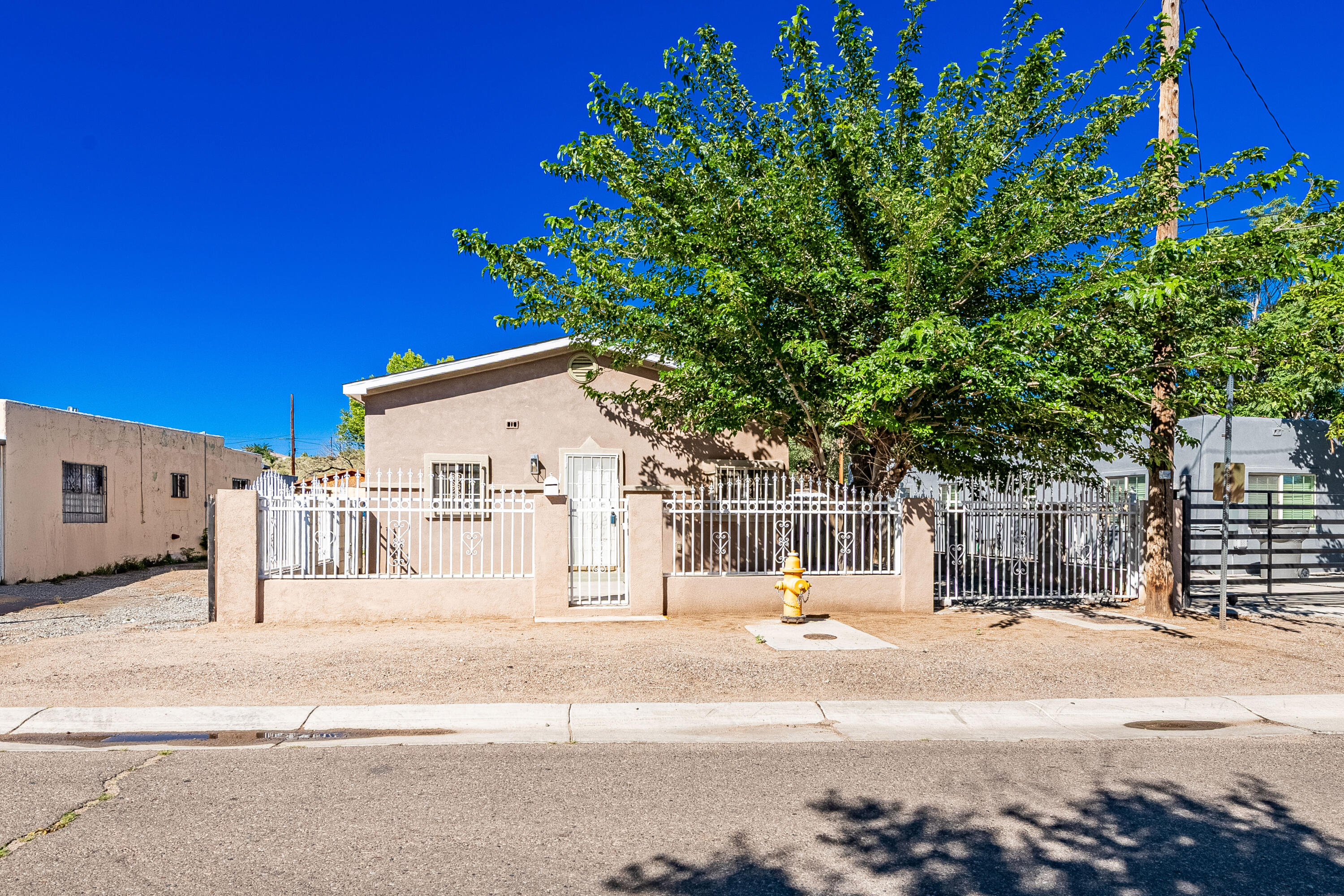 3528 CYPRESS Drive SW - Main Image