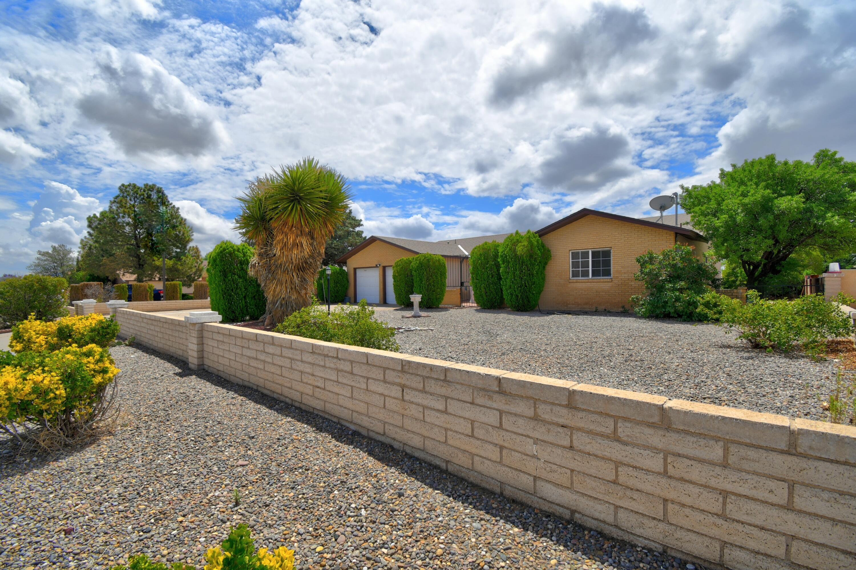 3102 MAY Circle SE - Main Image