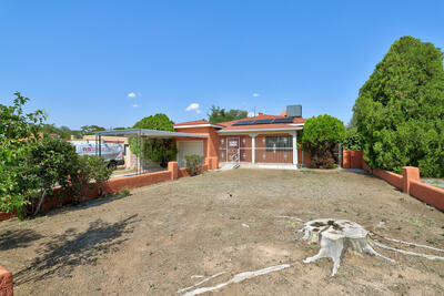 816 PALOMAS Drive SE, Albuquerque 