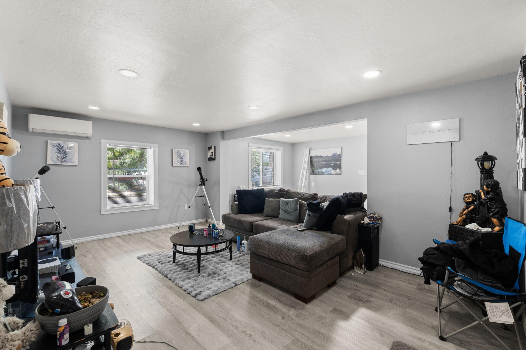 2024 HINKLE Street SE - Main Image