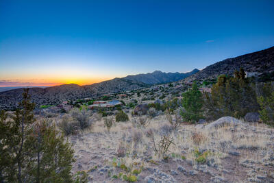 9 La Luz Trail NE, Albuquerque 