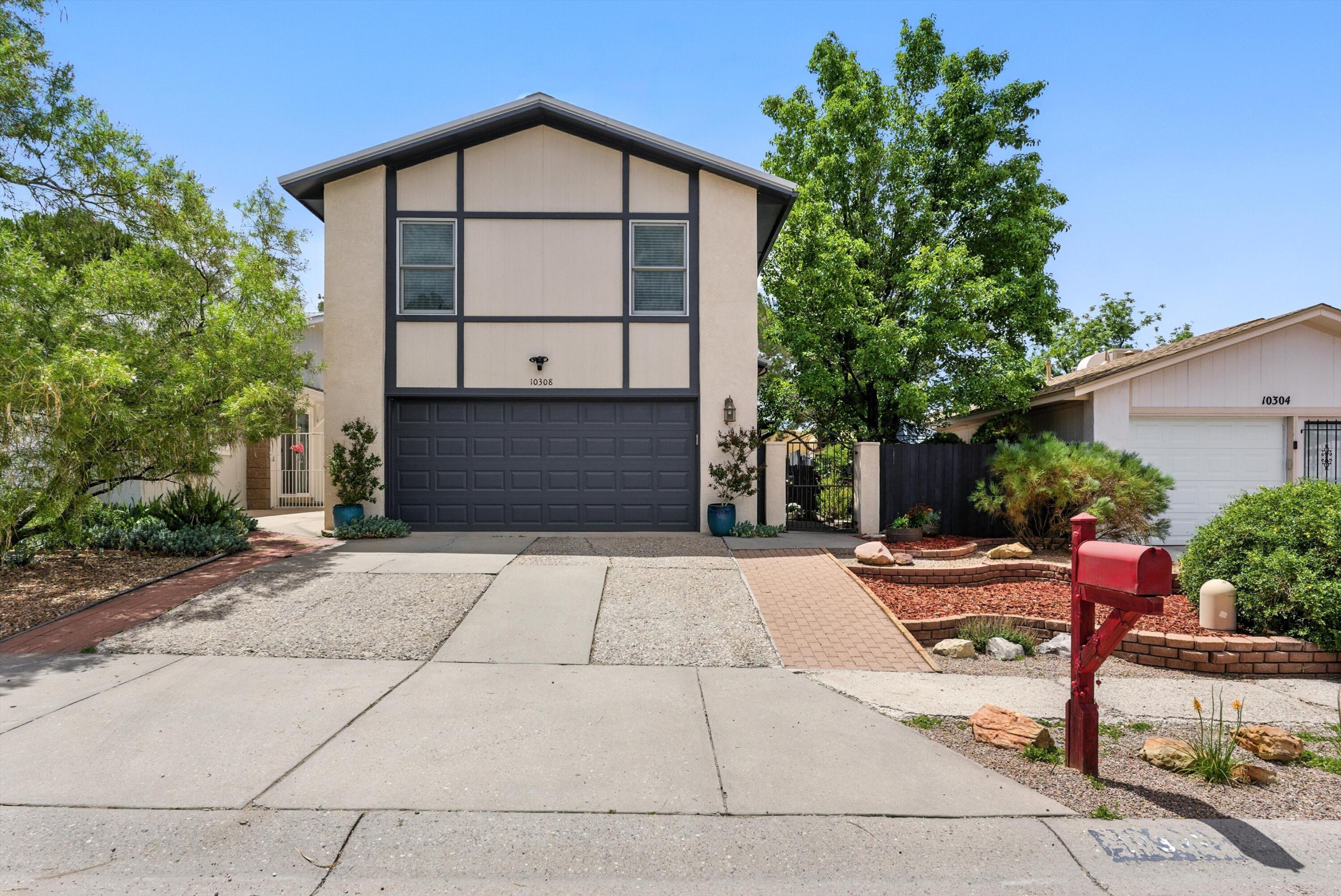 10308 Oso Grande Road NE - Main Image