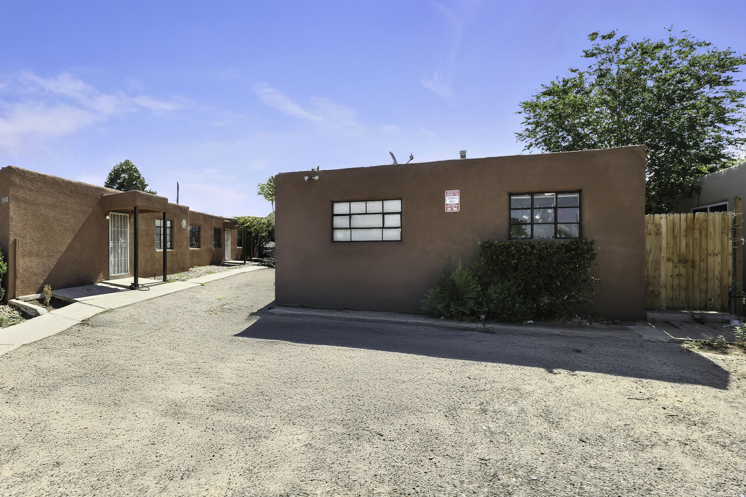 236 SAN PABLO Street NE - Main Image