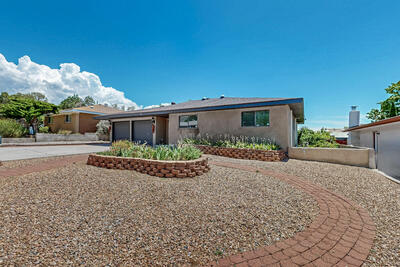 12208 PHOENIX Avenue NE, Albuquerque