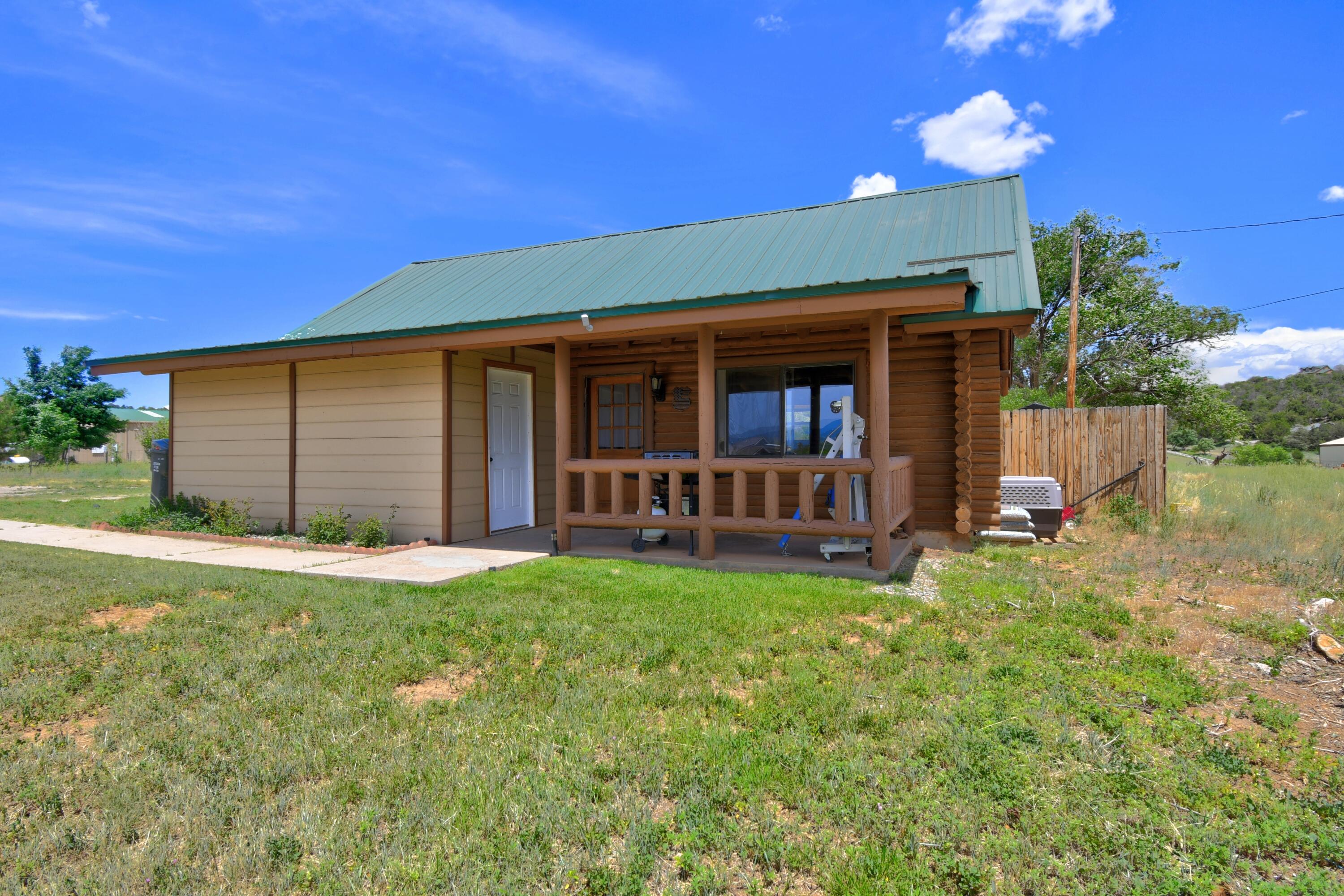 58 QUIET VALLEY Loop - Main Image