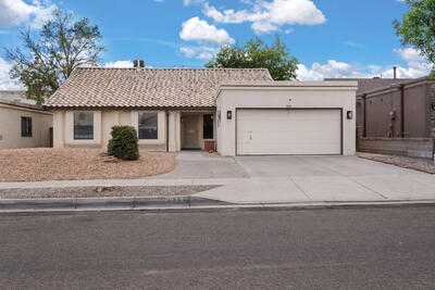 2019 LAKEWOOD Avenue NW, Albuquerque