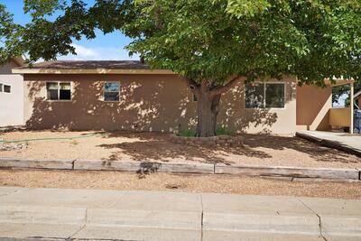 1048 BETTS Street NE, Albuquerque