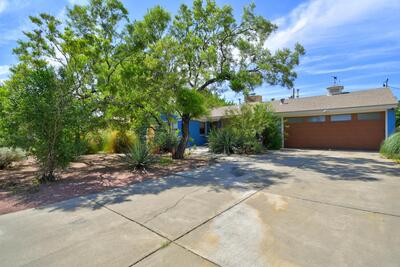 1724 CHACOMA Place SW, Albuquerque 