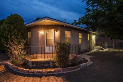 2450 Floral Road NW, Albuquerque