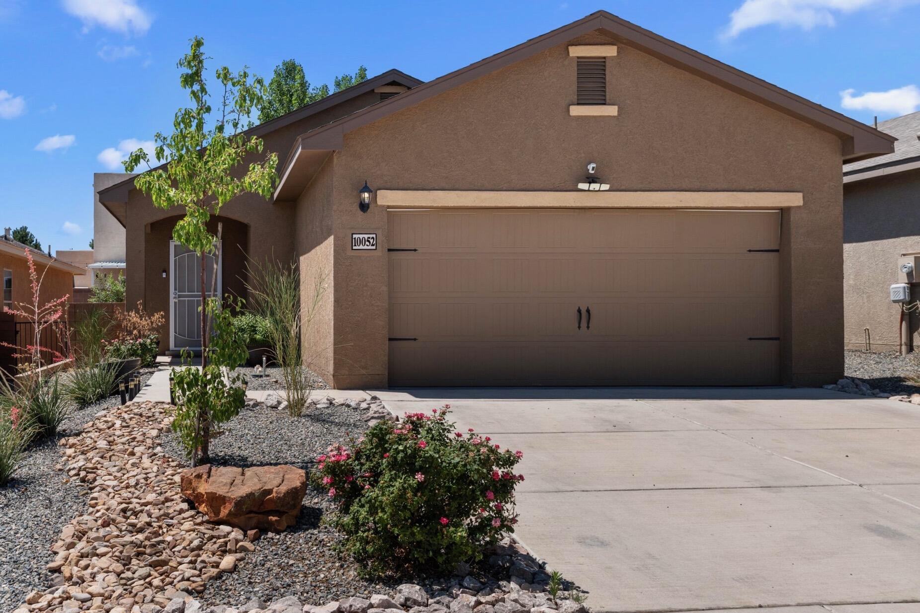 10052 SACATE BLANCO Avenue SW - Main Image