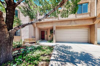 3733 CUERVO Court NW, Albuquerque