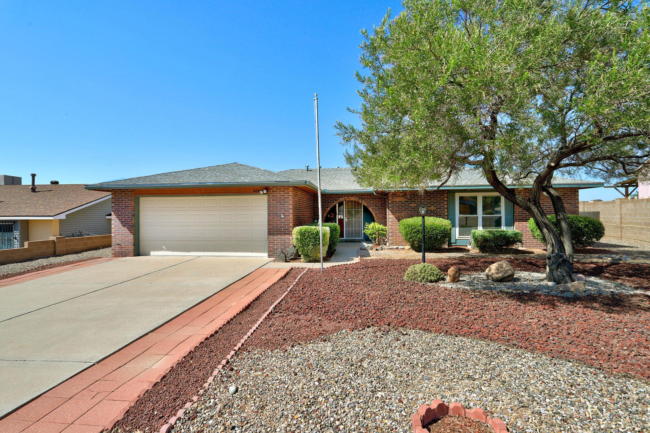 6054 JACK RABBIT Road NE - Main Image