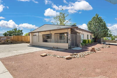 8402 INDIAN SCHOOL Road NE, Albuquerque
