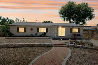 2425 PARSIFAL Street NE, Albuquerque