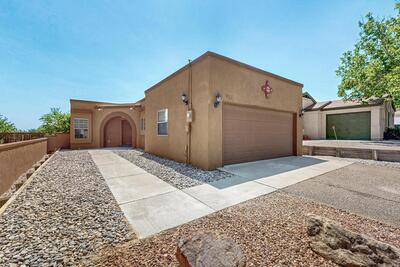 913 CHARLES Drive NE, Rio Rancho