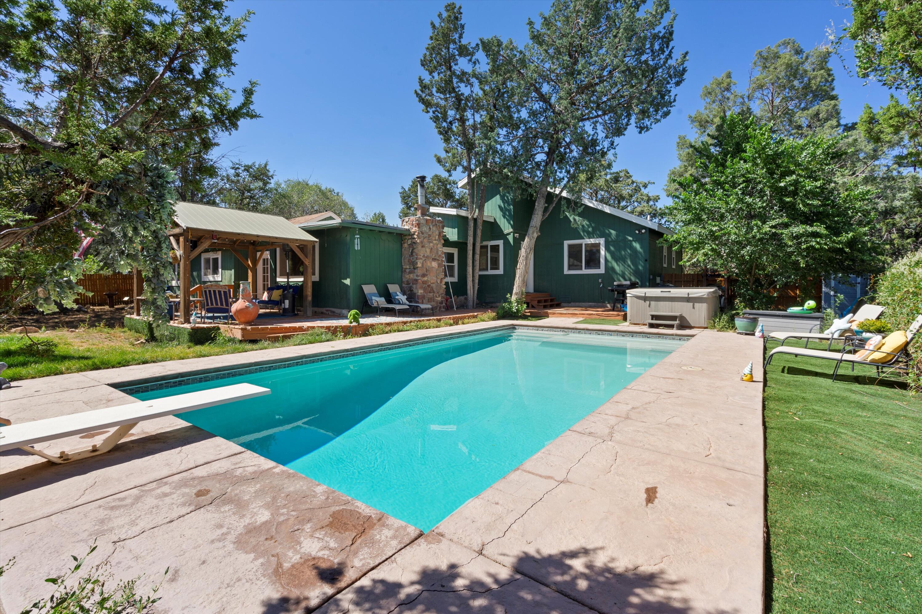 2 SANDIA PARK Lane - Main Image