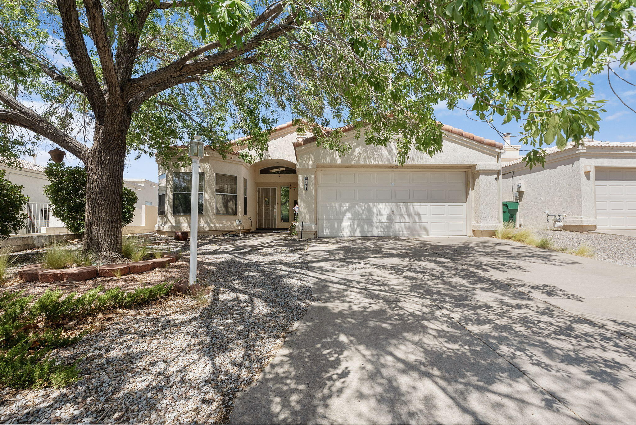 571 HERMIT FALLS Drive SE - Main Image